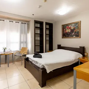 Auberge de jeunesse Little Hostel-5 Min Walk To The, Eilat